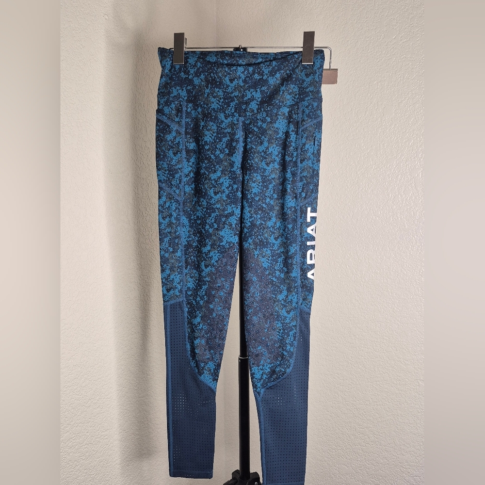 Ariat Digital Camo Performance Leggings